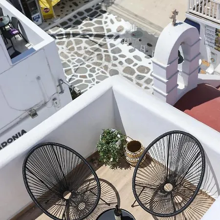 Whitelist Maisonette I And Ii In